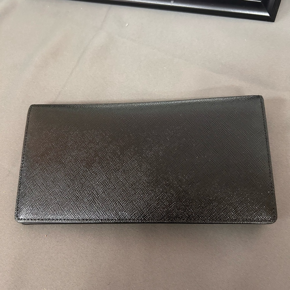 Black wallet